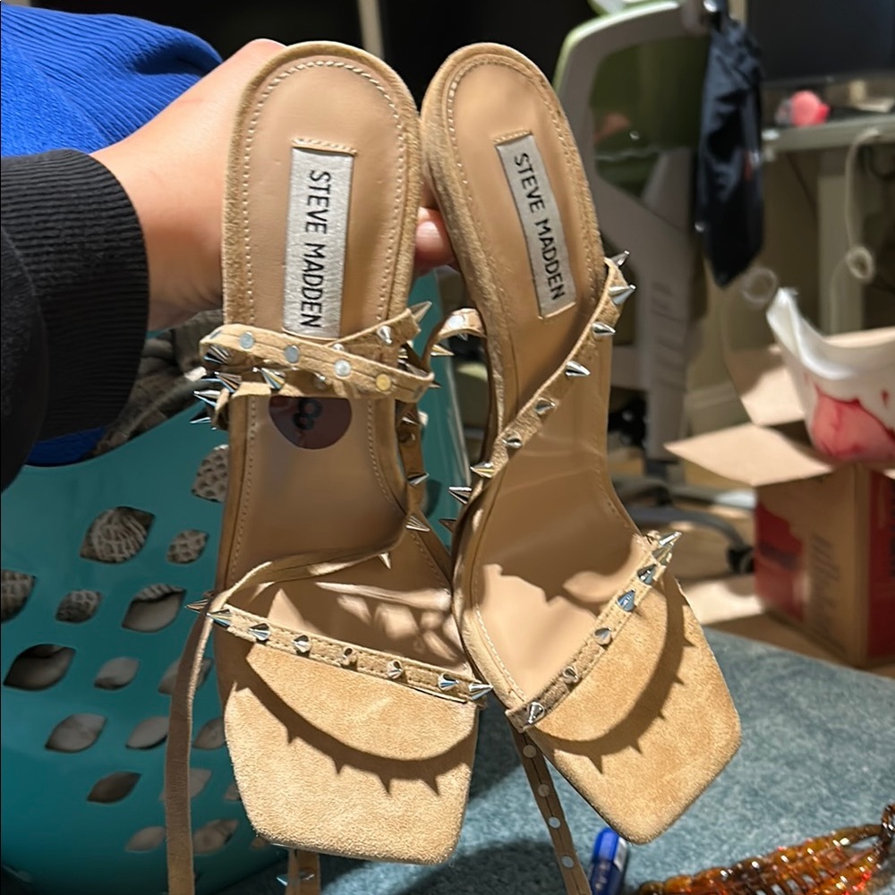 Steve Madden Beige Studded Women's Heels